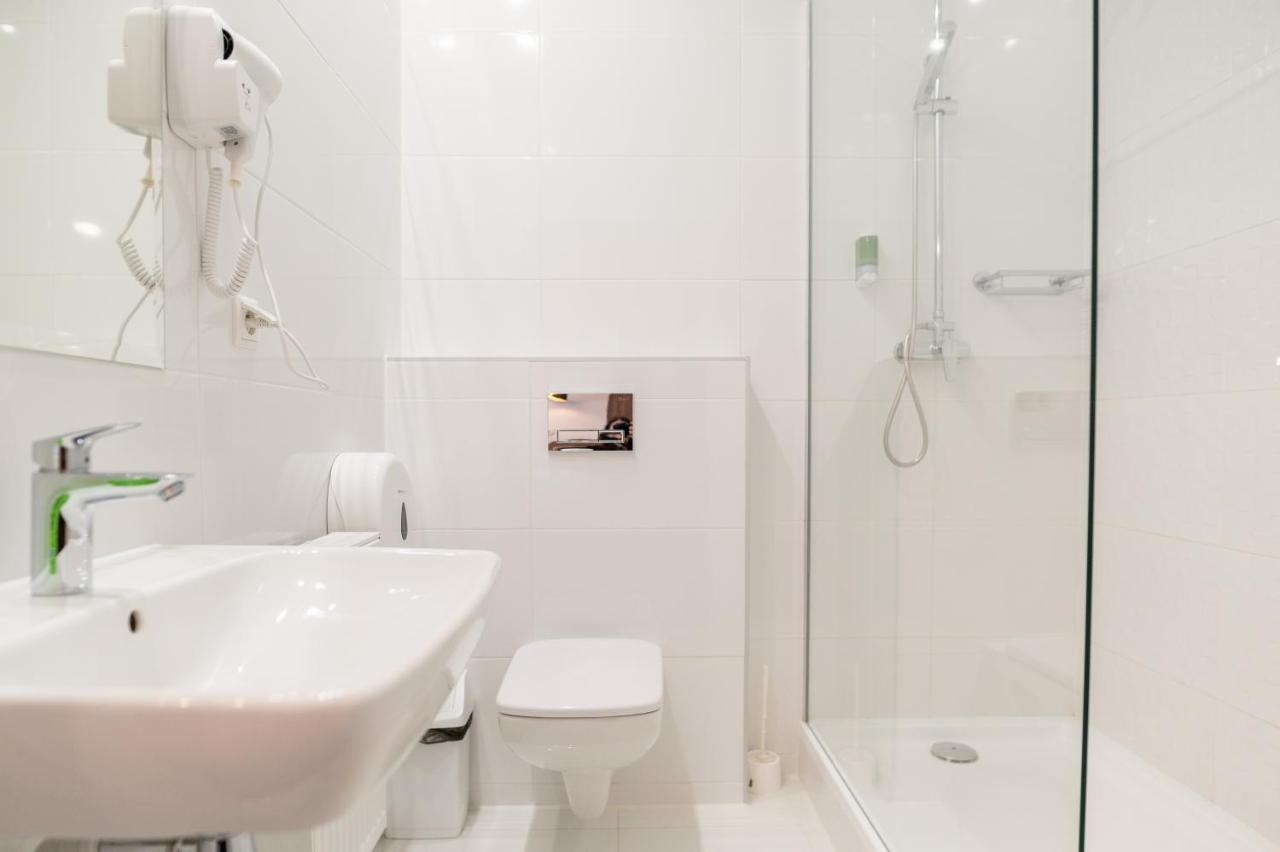 Hotel Odejewscy Chojnice Luaran gambar