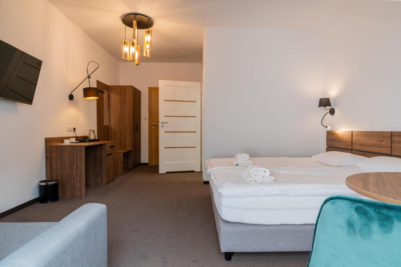 Hotel Odejewscy Chojnice Luaran gambar