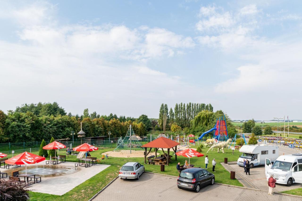Hotel Odejewscy Chojnice Luaran gambar