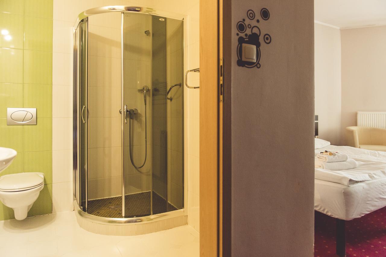 Hotel Odejewscy Chojnice Luaran gambar
