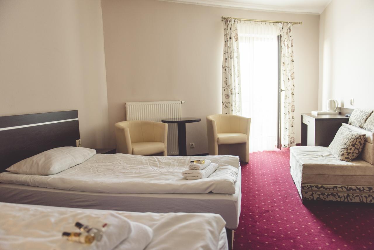 Hotel Odejewscy Chojnice Luaran gambar